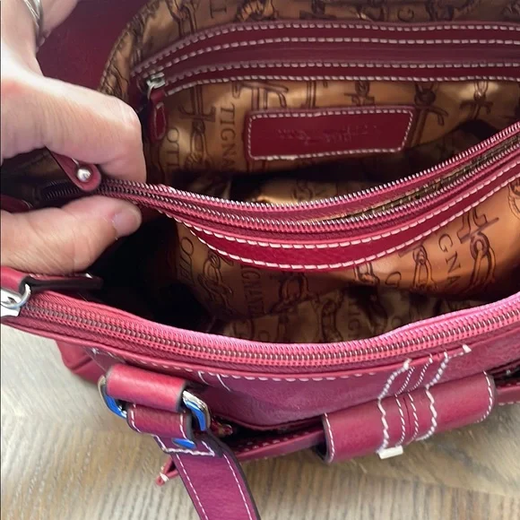 Etienne Aigner Red Shoulder Bag with Silver Hardware - Picture 2 of 2